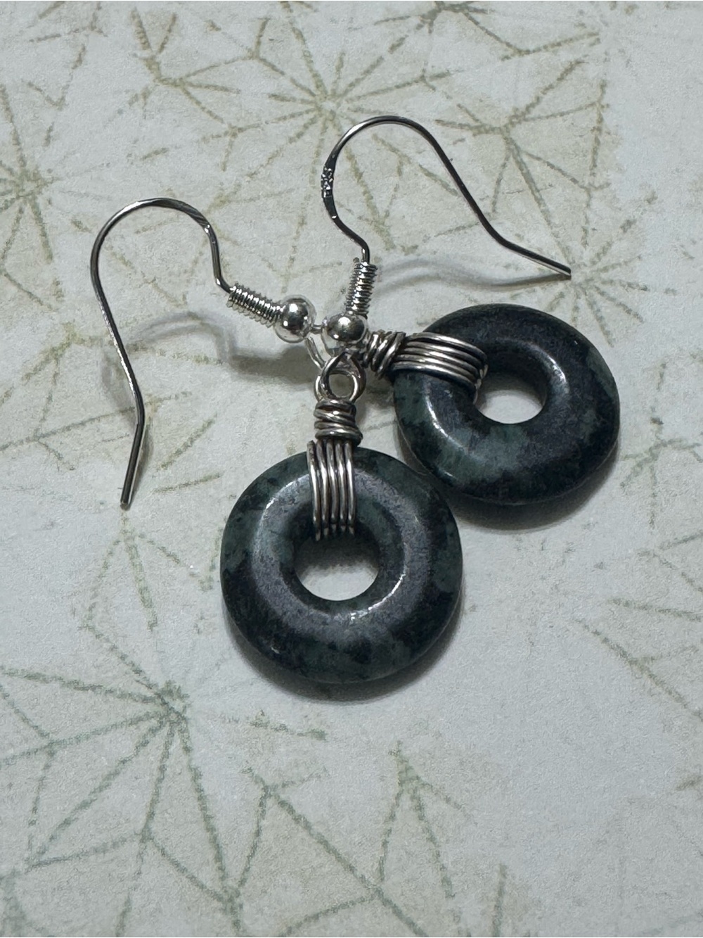 STERLING SILVER AND BLOODSTONE EARRINGS